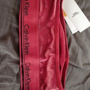 SOLD‼️♥️NWT Calvin Klein bandeau bra♥️